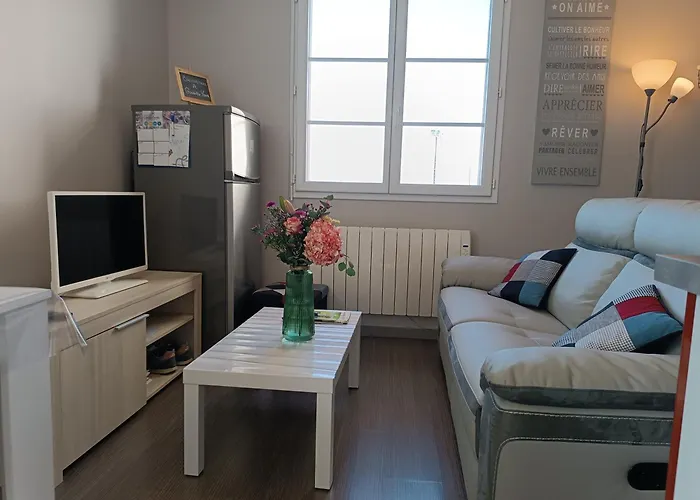 Cosy Proche Gouville-sur-Mer